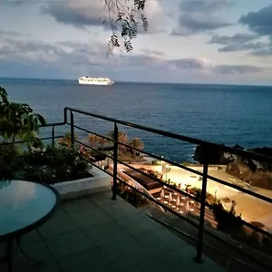 https://vila-calaca.madeira-islandshotels.com