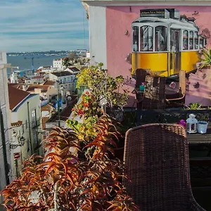 Apartment Alfama Patio